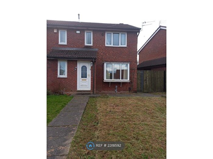 3 Bedroom Semi-Detached House To Rent In Ellerby Avenue, Swinton, Manchester, M27