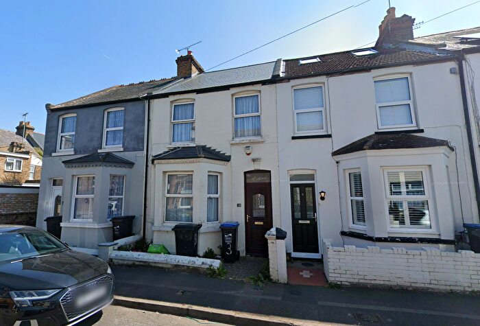 3 Bedroom Terraced House To Rent In Gladstone Road, Margate, CT9