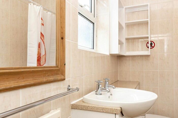 1 Bedroom Terraced House To Rent In Room To Rent, Portland Road, Arboretum, NG7