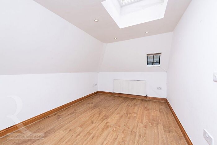 1 Bedroom Flat To Rent In Ossulton Way, London, N2