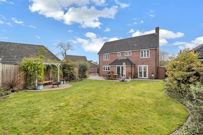 4 Bedroom Detached House For Sale In Grange Mill, Chevington, Bury St. Edmunds, IP29