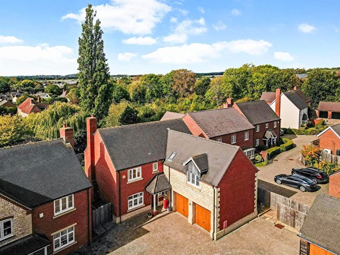 5 Bedroom Detached House To Rent In Ash Close Gaydon, CV35
