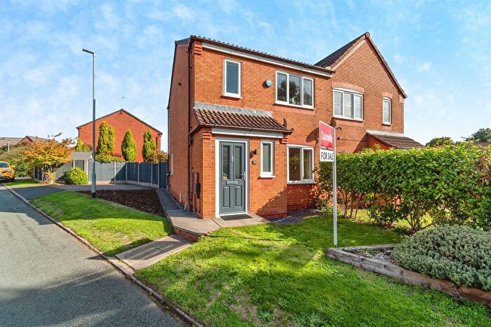 3 Bedroom Semi-Detached House For Sale In The Ridings, Cannock, WS11