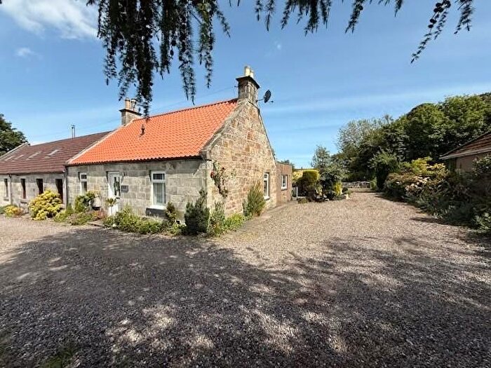 4 Bedroom Semi-Detached House For Sale In Millfield Place, Freuchie, KY15