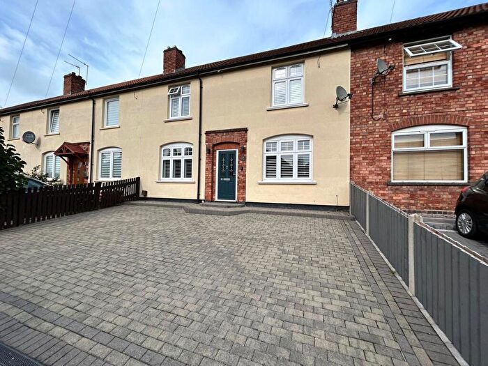 3 Bedroom Terraced House For Sale In Northfield Road, Burton-On-Trent, DE13