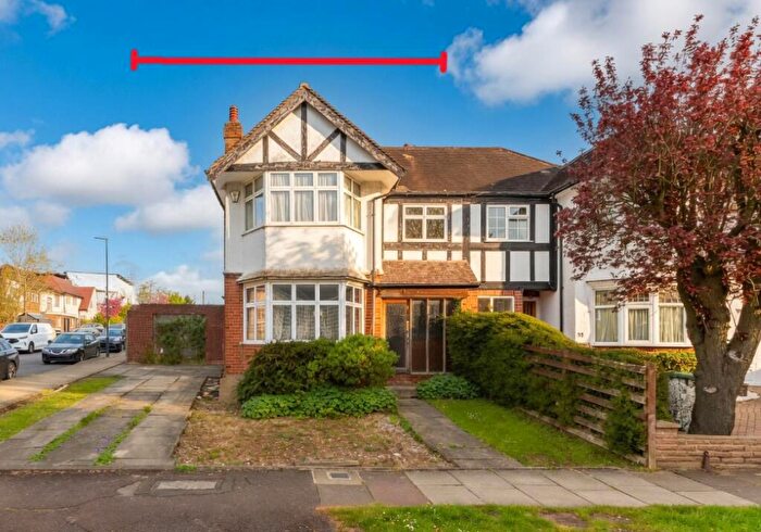 4 Bedroom Semi Detached House For Sale In Lansdowne Road, Stanmore, Middlesex, HA7