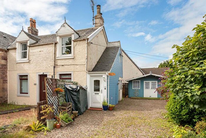 2 Bedroom Flat For Sale In East End Cottage, The Morays, Blackford, PH4