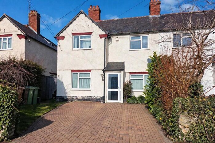 4 Bedroom Semi Detached House For Sale In Church Road, Wheatley, OX33