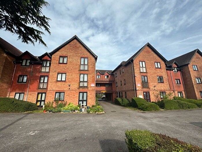1 Bedroom Flat To Rent In Byron Court, Southampton, SO15
