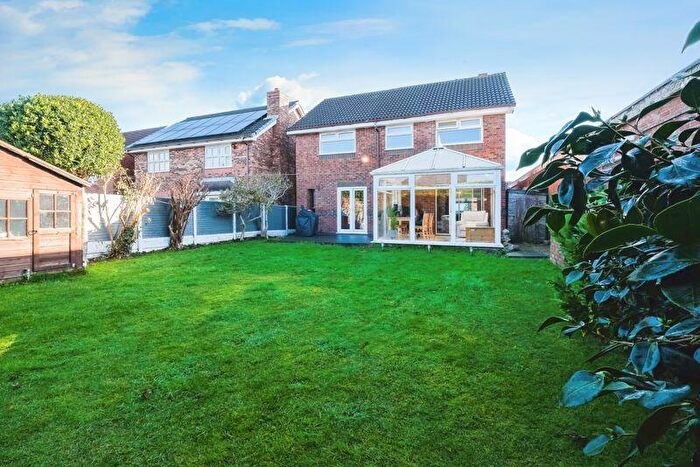 5 Bedroom Detached House For Sale In Chater Close, Whiston, L35