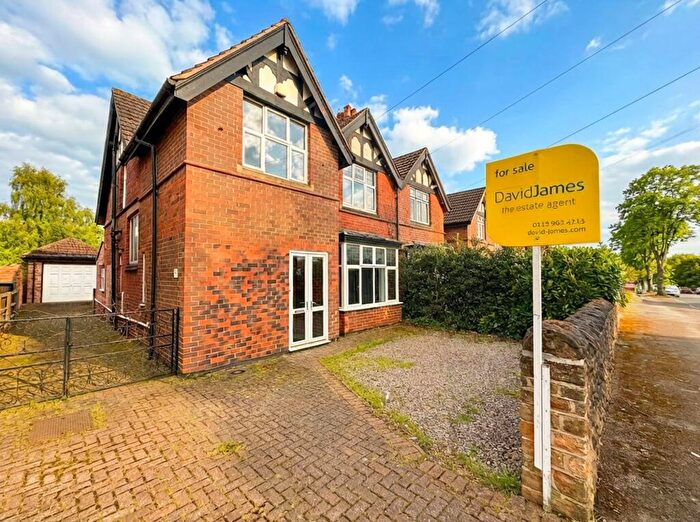 4 Bedroom Semi-Detached House For Sale In Villiers Road, Woodthorpe, Nottingham, NG5