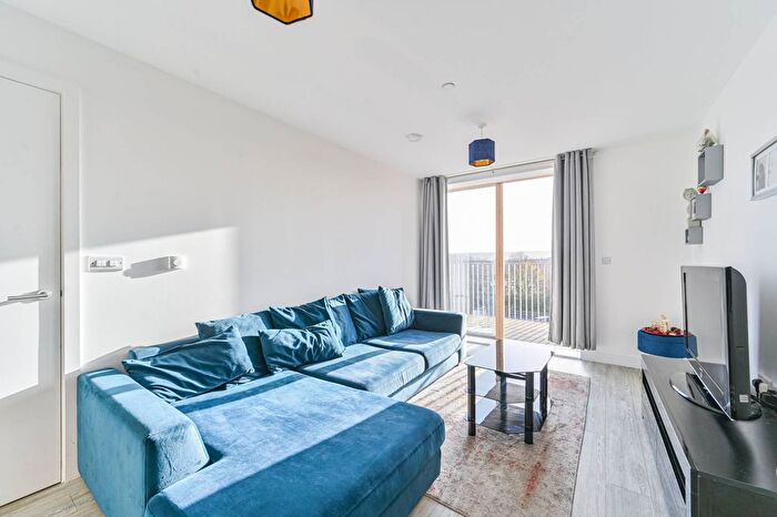 1 Bedroom Flat For Sale In Thames Reach, Thamesmead, London, SE28