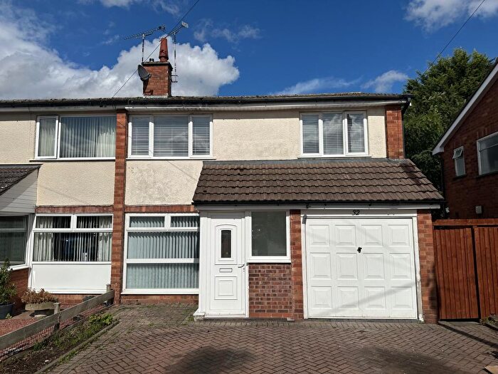 3 Bedroom House To Rent In St. Christophers Close, Warwick, CV34