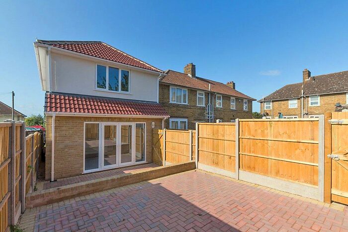 1 Bedroom Apartment To Rent In Castle Rough Lane, Kemsley, Sittingbourne, Kent, ME10