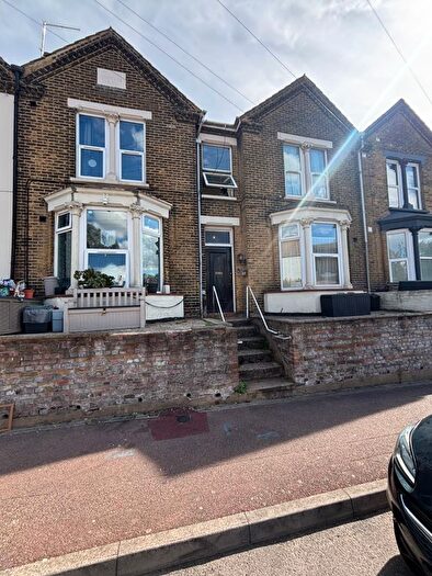 Studio To Rent In Kingswood Road, Gillingham, ME7