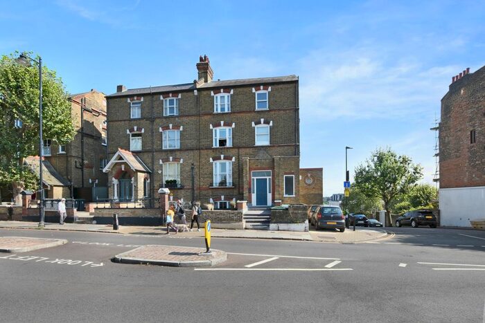1 Bedroom Flat To Rent In Southwood Lane, Highgate, N6