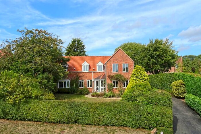 3 Bedroom Detached House For Sale In Main Street, Etton, Beverley, HU17