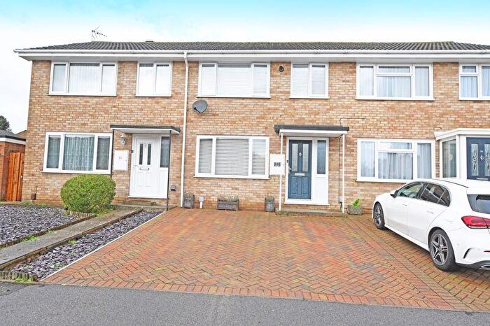 3 Bedroom Terraced House For Sale In Newenden Close, Maidstone, ME14