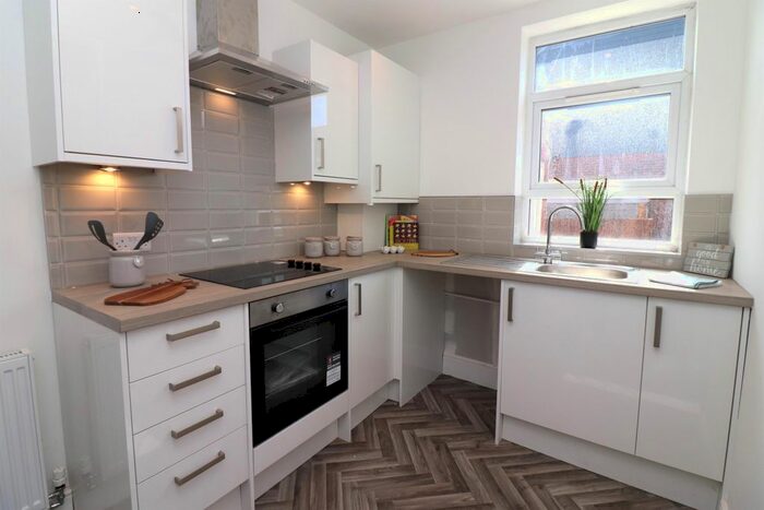 2 Bedroom Terraced House To Rent In Bonsall Street, Blackburn, BB2