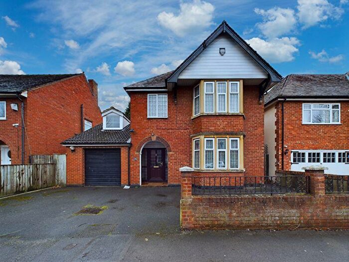 4 Bedroom Detached House For Sale In King Edwards Avenue, Gloucester, GL1
