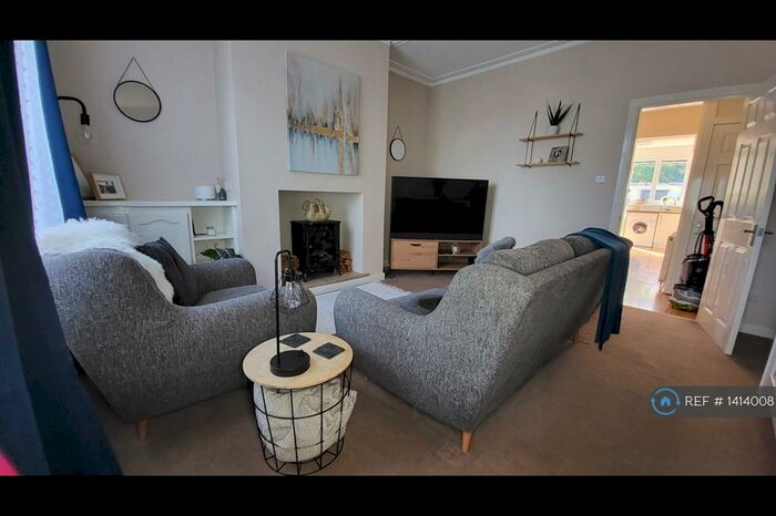 2 Bedroom Terraced House To Rent In Lake Street, Stockport, SK2