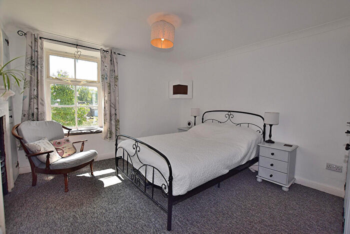 2 Bedroom Cottage For Sale In Dalton, DL11