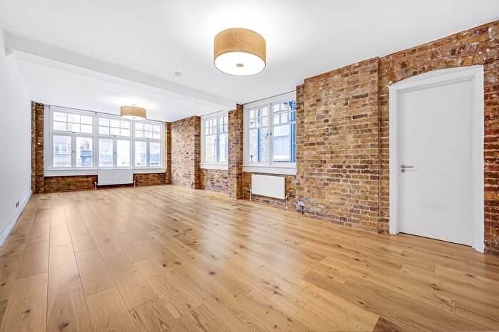 1 Bedroom Flat To Rent In Marylebone Mews, London, W1G