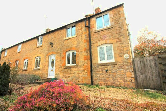 2 Bedroom Character Property To Rent In Clarks Lane, Long Compton, CV36