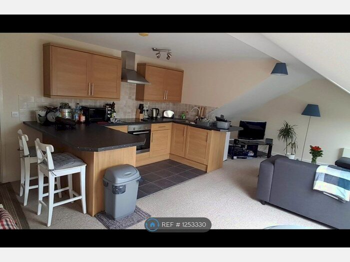 2 Bedroom Flat To Rent In Ickleford Road, Hitchin SG5