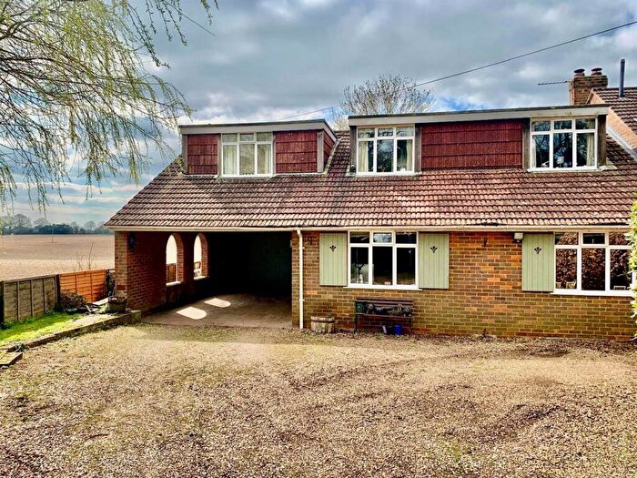 4 Bedroom Semi-Detached House For Sale In Rossway, Berkhamsted, HP4