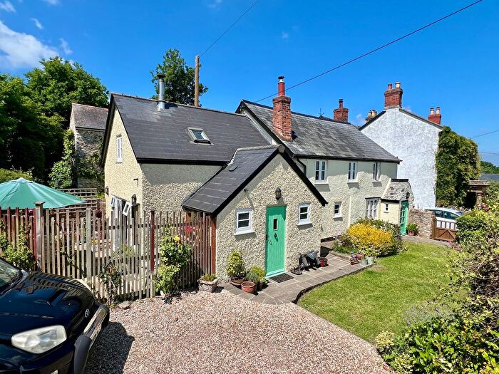3 Bedroom Cottage For Sale In Blagdon Hill, Taunton, TA3