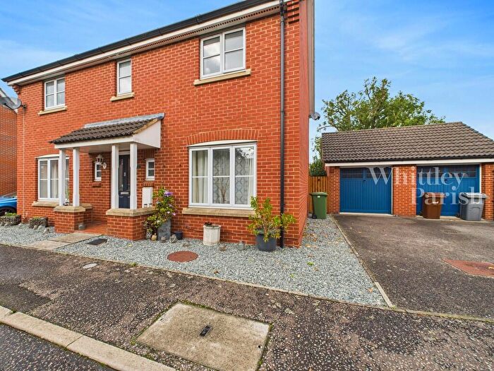 4 Bedroom Detached House To Rent In Red Robin Close, Tharston, NR15