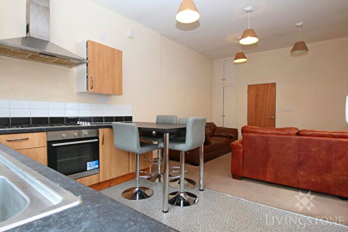 5 Bedroom Apartment To Rent In London Rd, LE2
