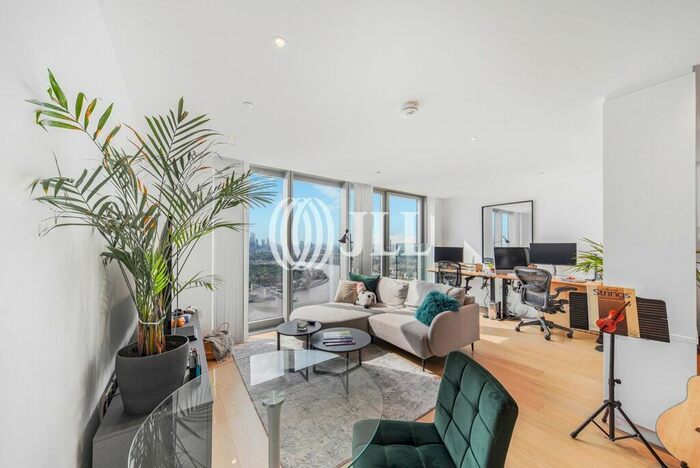 Studio To Rent In Marsh Wall, London, E14