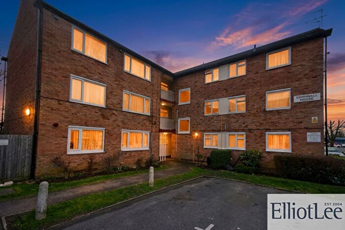 2 Bedroom Flat To Rent In The Farmlands, Cornwall House The Farmlands, UB5