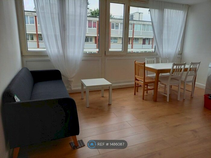 4 Bedroom Flat To Rent In Roehampton, London, SW15