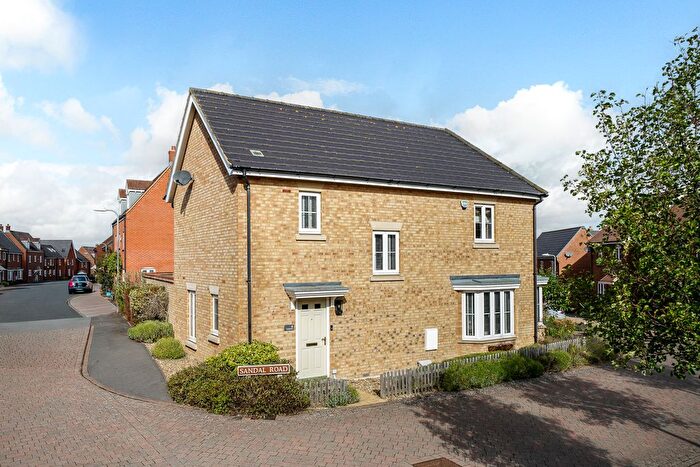 3 Bedroom Semi-Detached House For Sale In Sandal Road, Pitstone, Leighton Buzzard, LU7