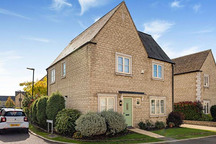 4 Bedroom Detached House For Sale In Jacobs Piece, Fairford, Gloucestershire, GL7