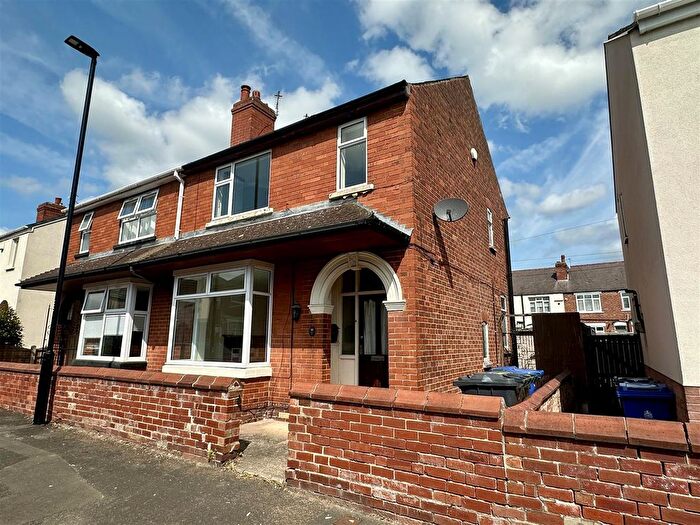3 Bedroom Semi-Detached House For Sale In Westmorland Street, Balby, Doncaster, DN4