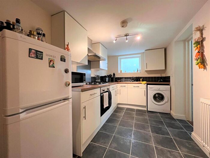 1 Bedroom Apartment To Rent In St Andrews Road, Southsea, PO5