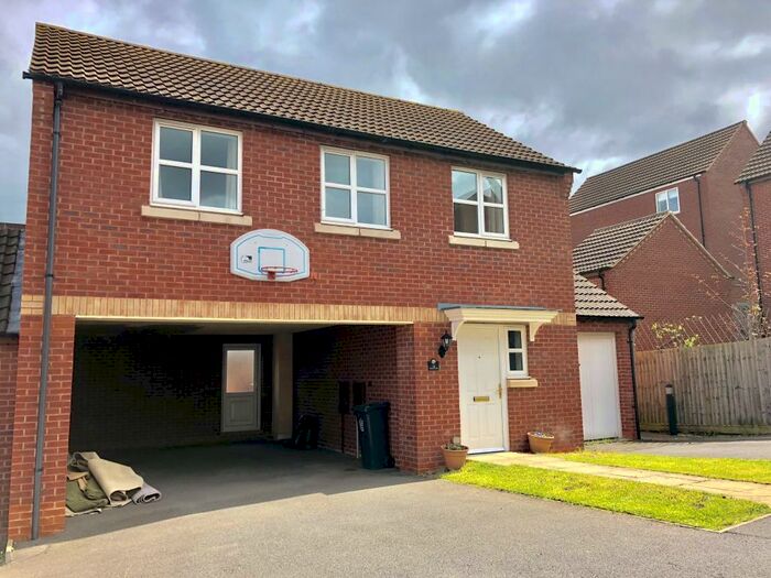 2 Bedroom Detached House To Rent In Snape Close, Hamilton, LE5