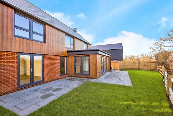 5 Bedroom Detached House For Sale In The Paddock, Upper Dicker, Hailsham, BN27