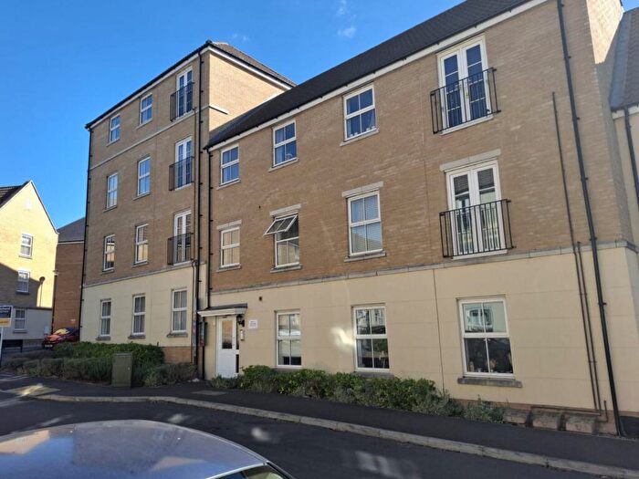 2 Bedroom Apartment For Sale In Truscott Avenue, Swindon, Wiltshire, SN25