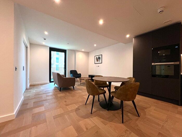 2 Bedroom Apartment To Rent In Th Floor, Saffron Wharf, London Dock, London, E1W