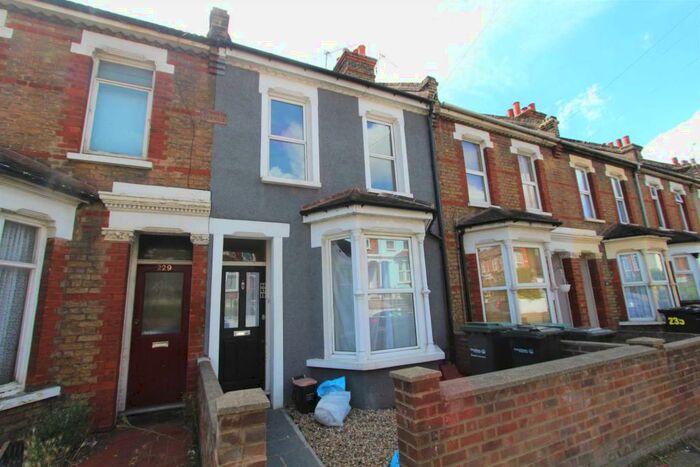 2 Bedroom Terraced House To Rent In Old Road West, Gravesend, DA11
