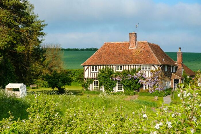 4 Bedroom Detached House For Sale In Luddenham, Faversham, Kent, ME13