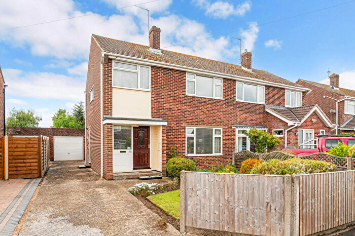 3 Bedroom Semi Detached House For Sale In Laurel Road, Locks Heath, Southampton, SO31