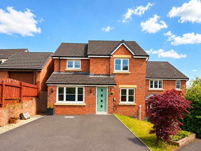 3 Bedroom Detached House For Sale In Maes Y Ffion, Llwydcoed, Aberdare, Rhondda Cynon Taf, CF44