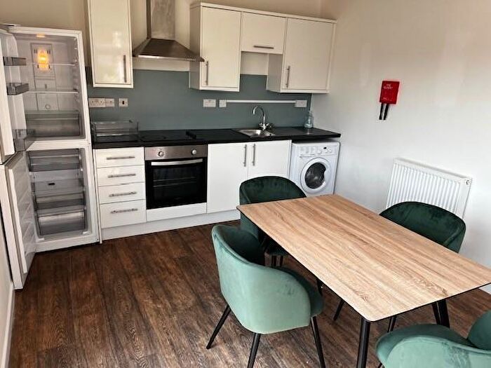 2 Bedroom Flat To Rent In Dove Street South, Bristol, BS2