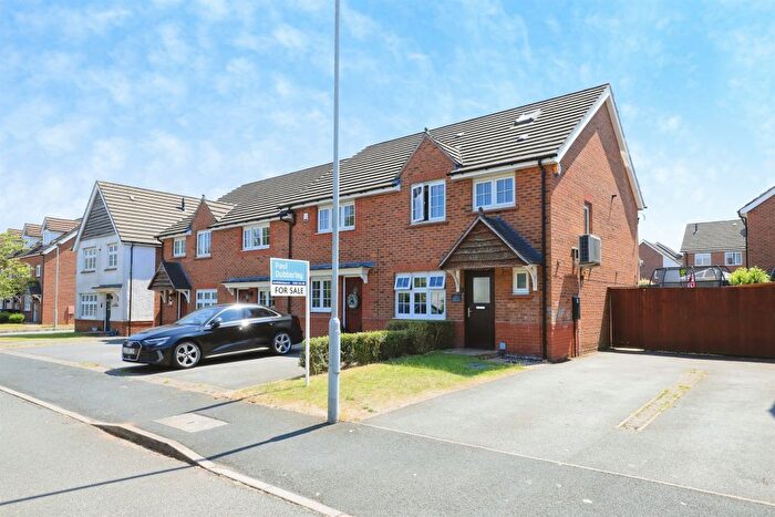3 Bedroom End Of Terrace House For Sale In Northwick Terrace, Bilston, WV14